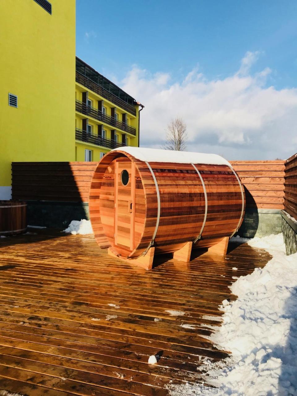 Hotel Lesana Stará Lesná Extérieur photo