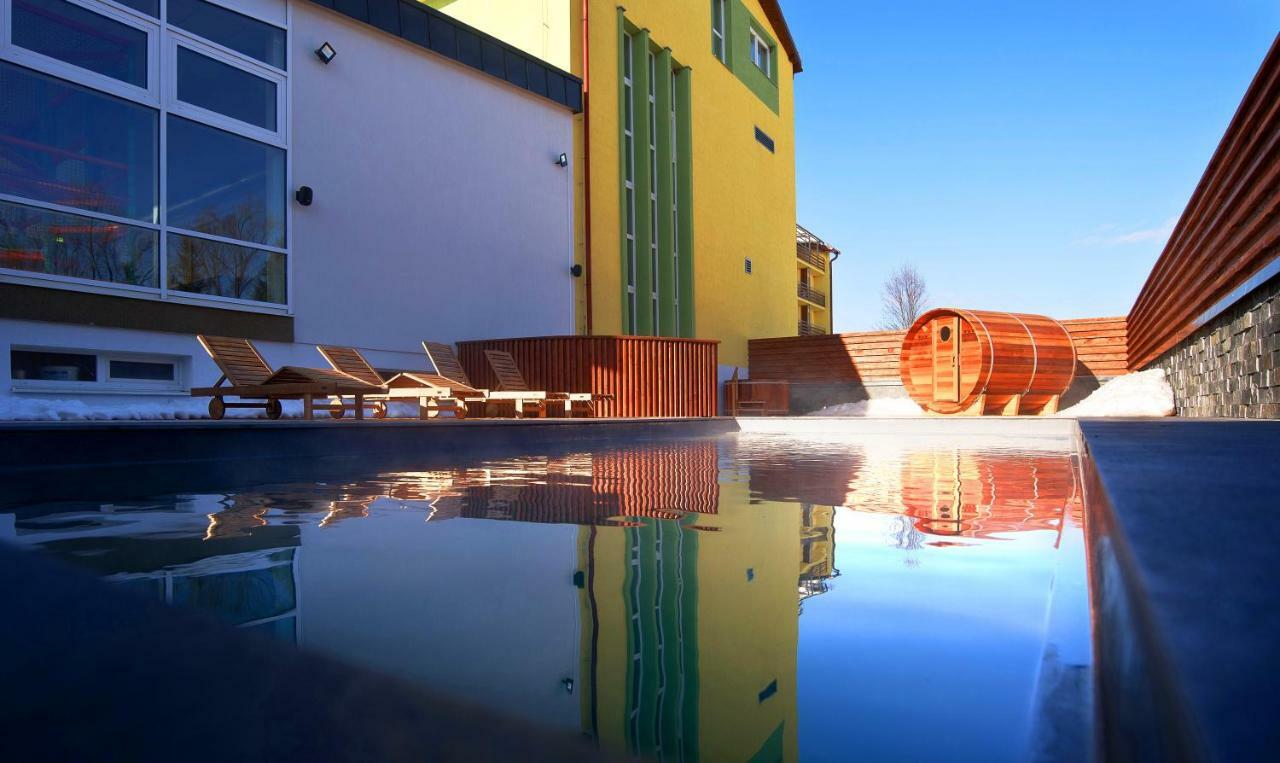Hotel Lesana Stará Lesná Extérieur photo